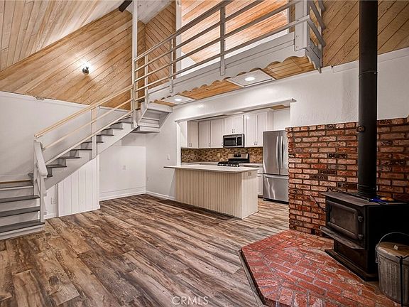 5th image of 4688 Cody Ln