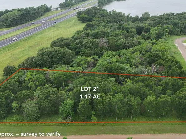 100 Lakeview Trl, Mabank, TX 75147