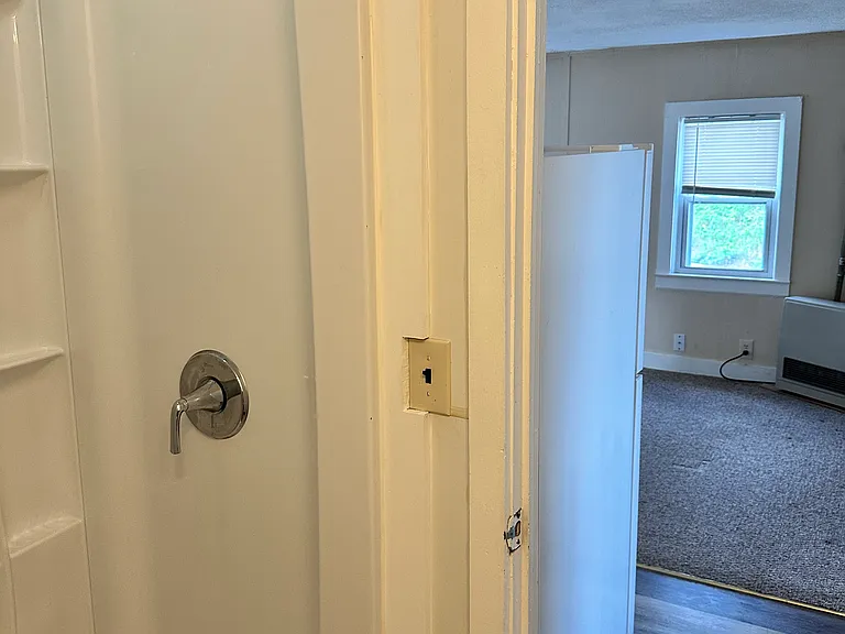 27 Central Park Ave #1 — Photo 11