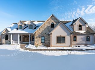 8 East Ct, Pomona, NY 10970