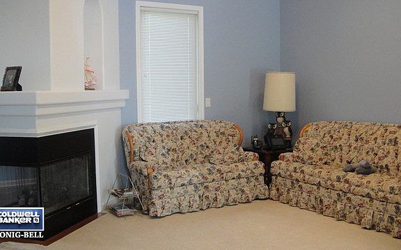 5th image of 905 Westwood Cir