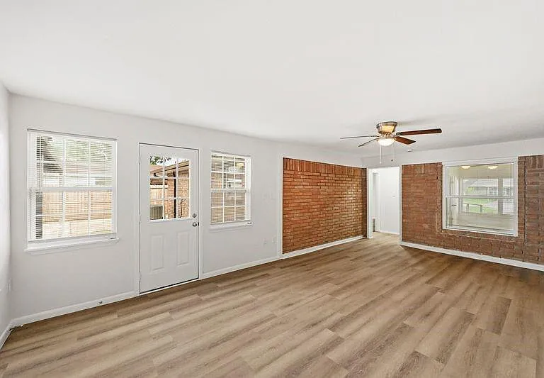 2409 Estate Dr — Photo 19