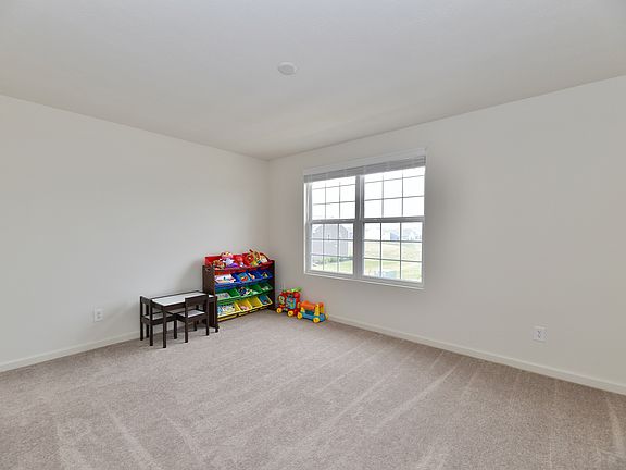 5th image of 6013 Meadowview Dr
