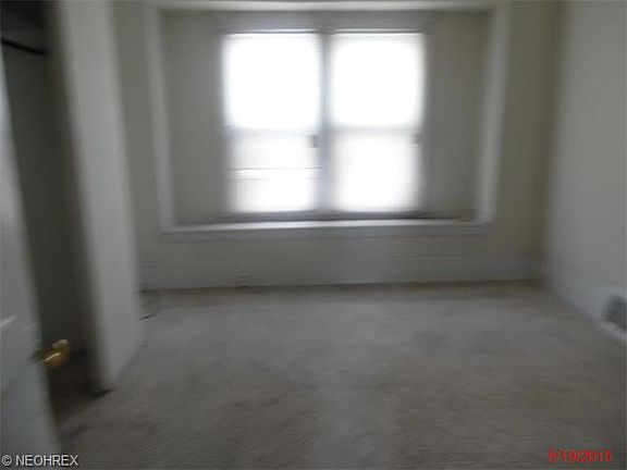 3rd image of 4715 Harvard Ave