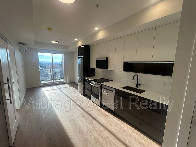1st image of 1380 Pridham Ave #605