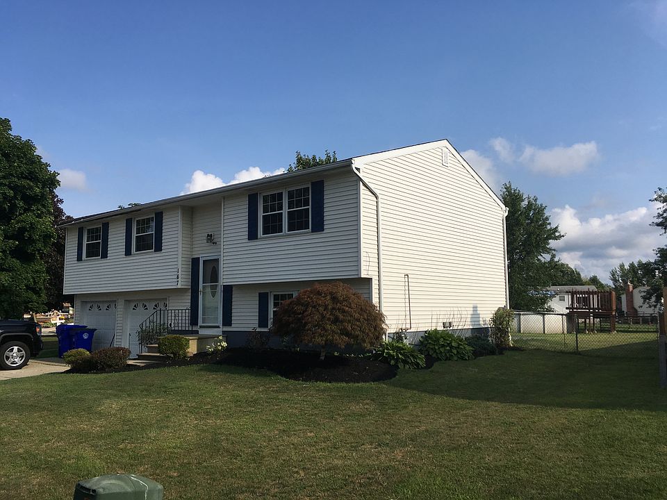1st image of 167 Roycroft Dr