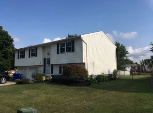 167 Roycroft Dr, West Seneca, NY 14224