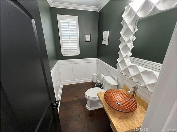 4th image of 4866 Stoneglen Ave
