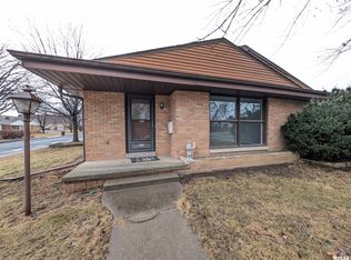 813 W Forrest Hill Ave, Peoria, IL