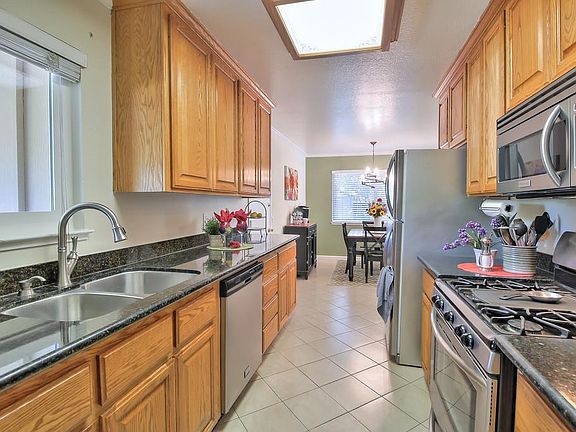 4th image of 746 Pearlwood Way