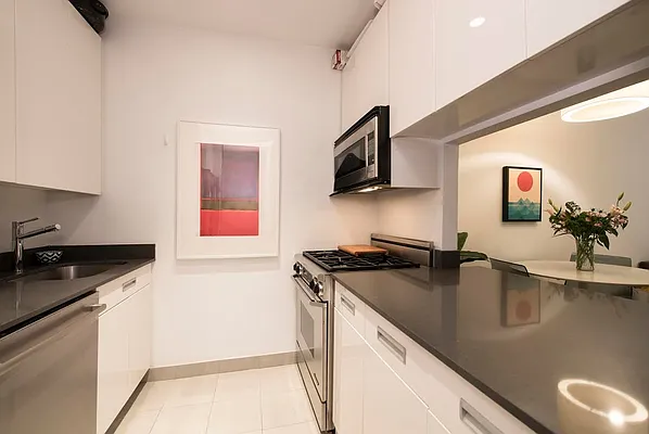 Sold by Nest Seekers International | media 7