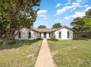 2308 Roundrock Trl, Plano, TX 75075