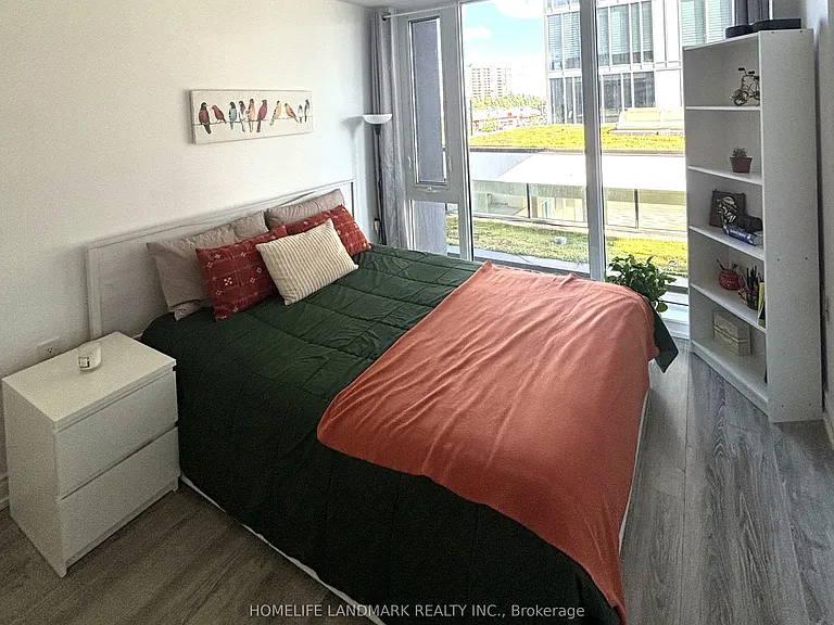 9608 Yonge St #303 — Photo 9
