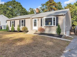 79 Westbank Ct, Springfield, MA 01118