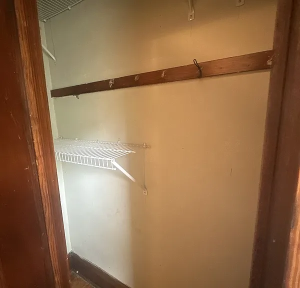 9611 Larnder Ave — Photo 12