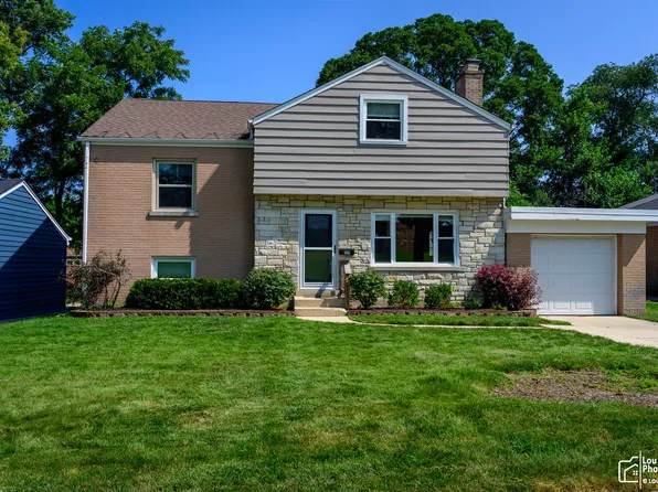 220 Green Valley Dr, Lombard, IL 60148