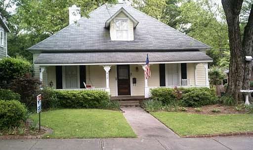 1st image of 412 Campbell Hill St