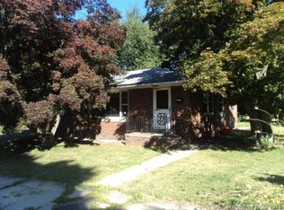 108 Pilgrim Ave, Waterbury, CT 06704