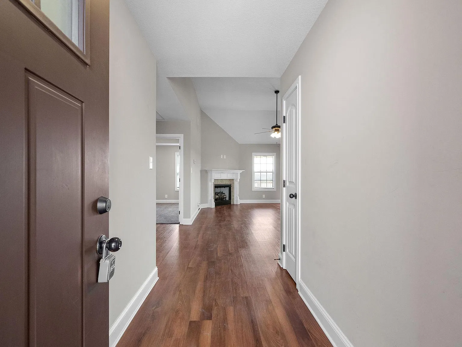 3 bed, 1848 sqft, $1,750 — Photo 3