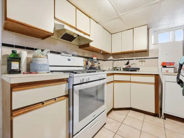 20 75th Street image 37 of 41