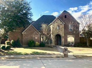 8209 Thornbush Dr, North Richland Hills, TX 76182
