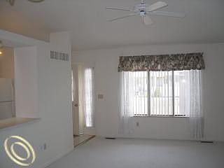 4th image of 62361 Arlington Cir Unit 2