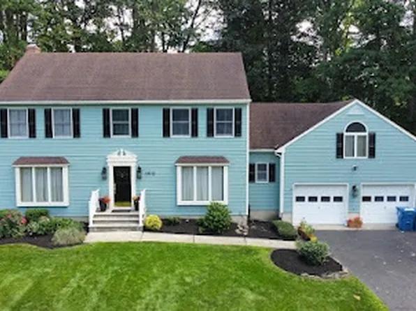9 Chanowich Ct, Middletown, NJ 07748