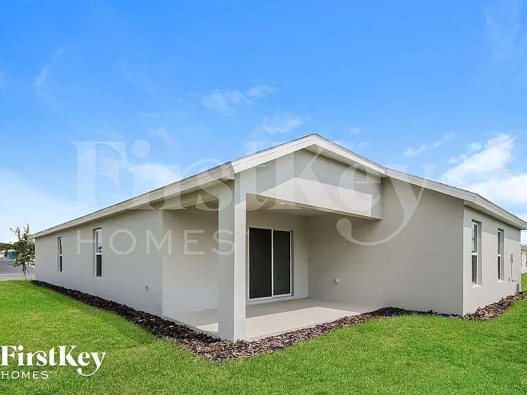 702 Yeager Ct — Photo 15