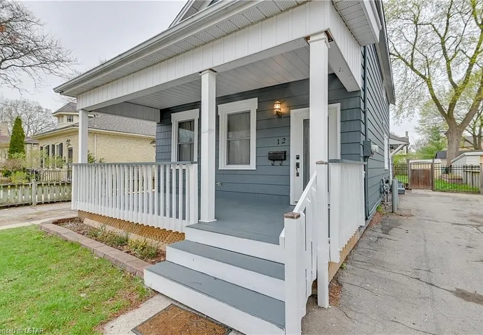 12 Cartwright St #1