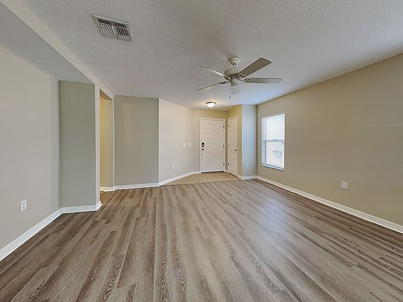 3rd image of 5024 Gandross Ln