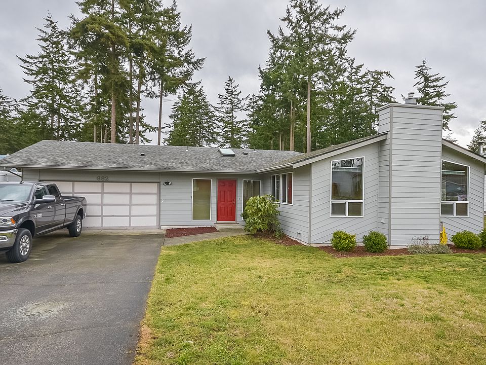 1st image of 662 NW Ensign Dr