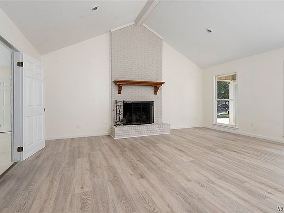 4th image of 3813 Norwood Ln