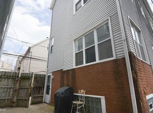 1415 W Henderson St #CH1, Chicago, IL 60657