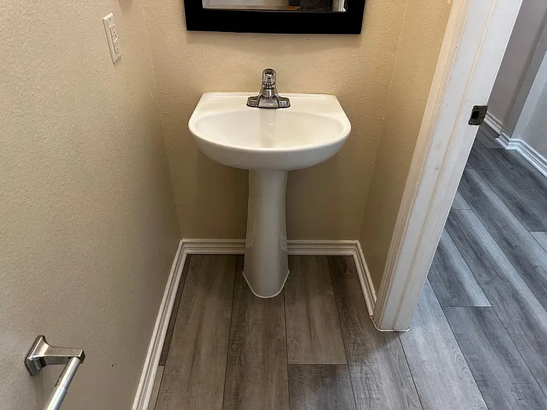 7818 Kingsbury Way #3 — Photo 10