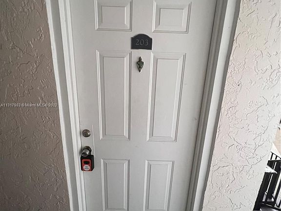 3rd image of 10131 W Sunrise Blvd APT 203