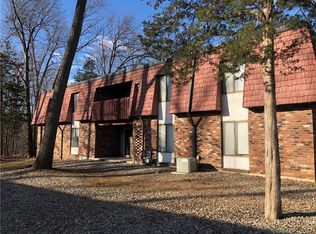 35 Woodsedge Dr APT 6B, Newington, CT 06111