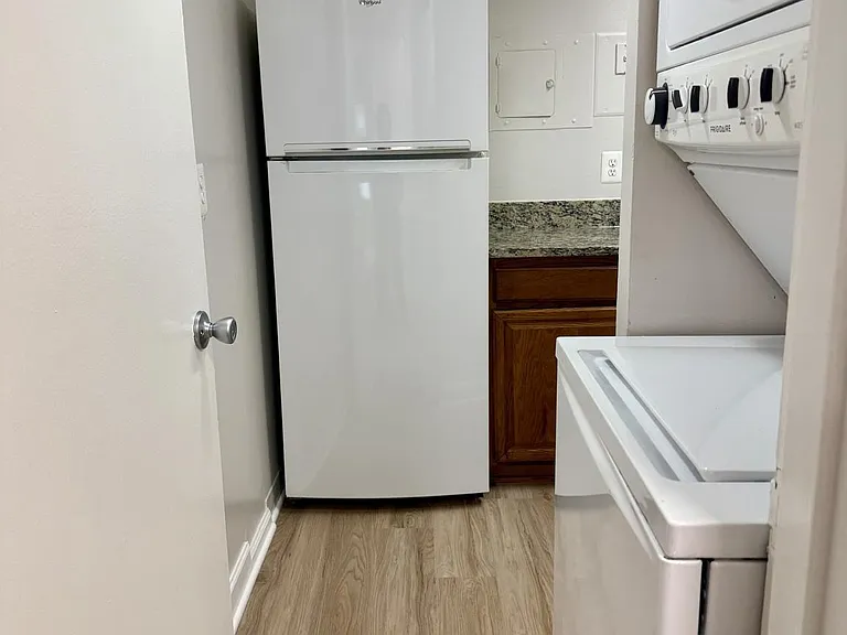 1520 Northgate Sq #11B — Photo 10