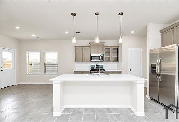 5th image of 7959 Cypress Country Dr