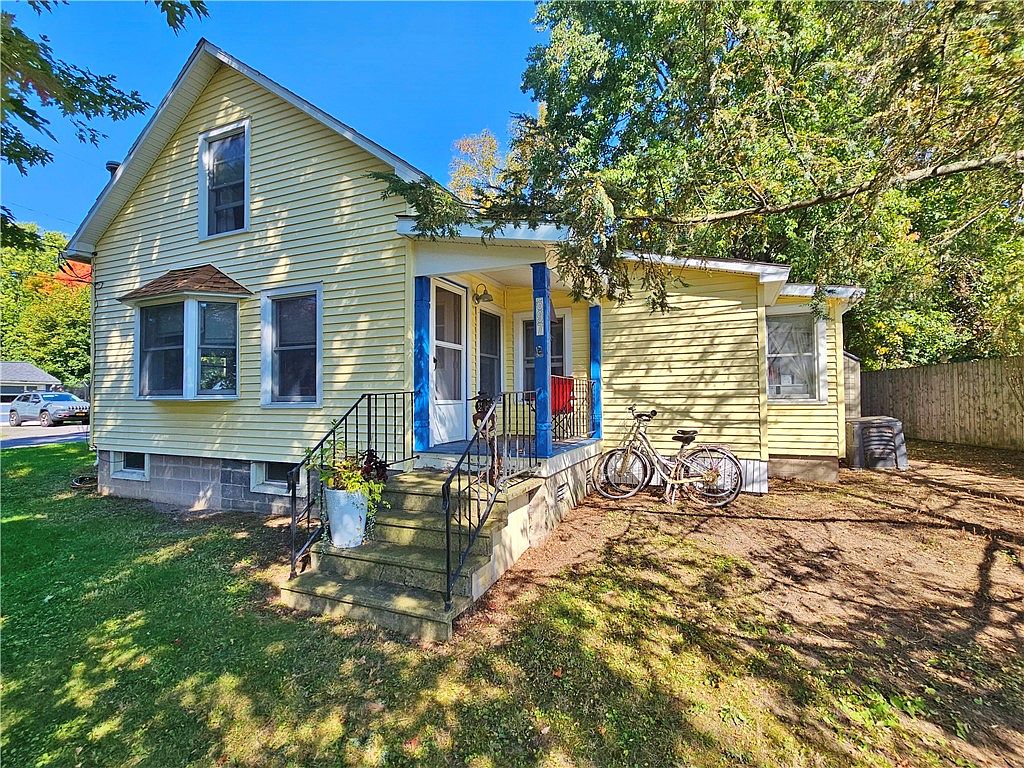697 Fair View Ave, Penn Yan, NY 14527 Zillow