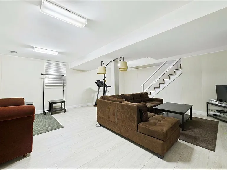 40 S Maywood Rd #40 — Photo 13