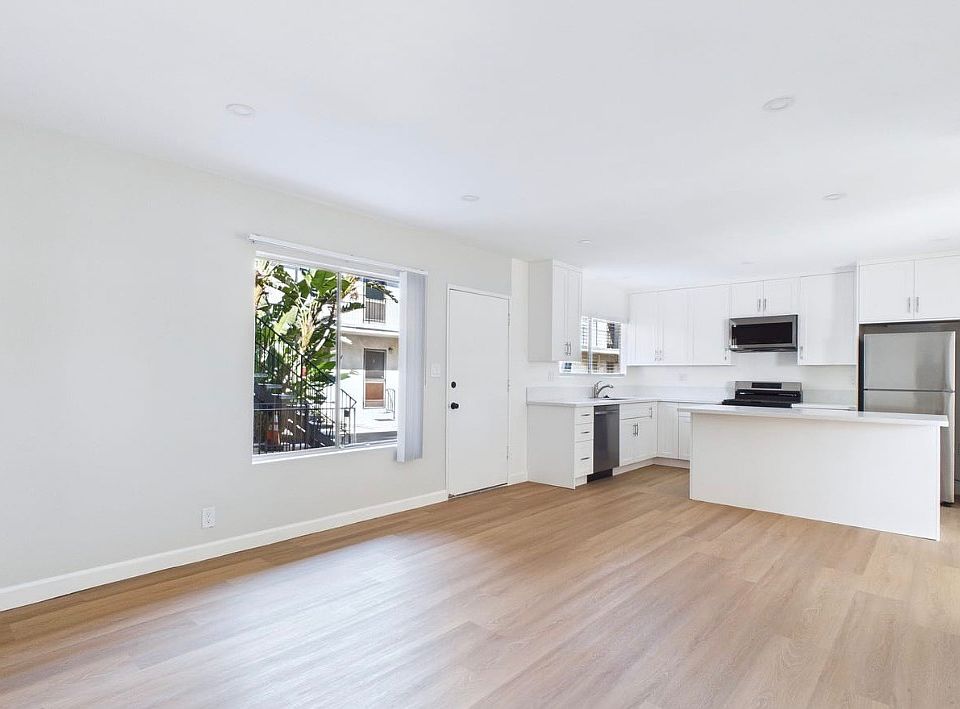 1st image of 2372 Florencita Ave APT 4