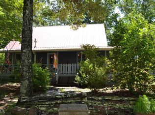 135 Gipson Ln, Lakemont, GA 30552