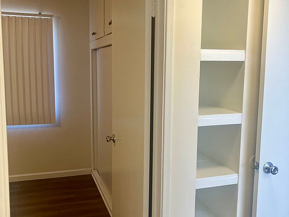 4th image of 1170 Huntington Dr APT B5