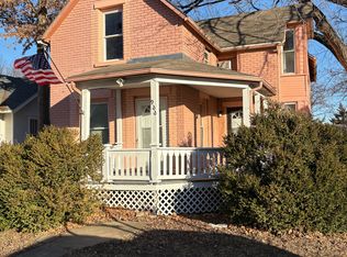 966 SW Lindenwood Ave, Topeka, KS 66606