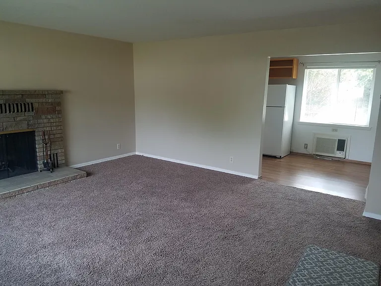 4306 West Way — Photo 2