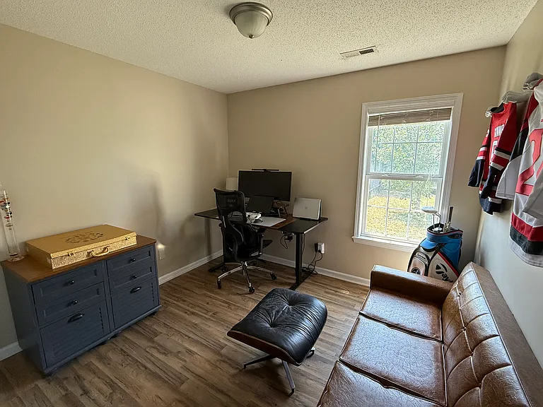 7209 Woodhall Dr — Photo 8