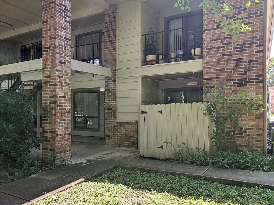 1st image of 1705 Crossing Pl #124B
