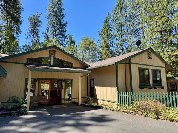 20183 Casa Loma Dr, Grass Valley, CA 95945