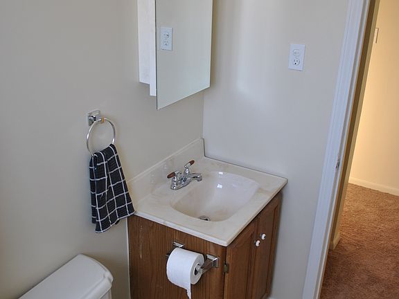 5th image of 1604 Harvest Ln