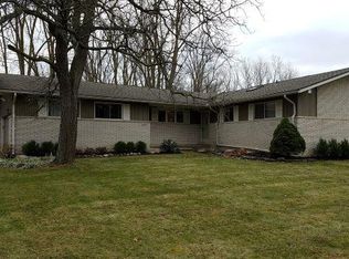 1331 New Love Ln, Rochester Hills, MI 48309